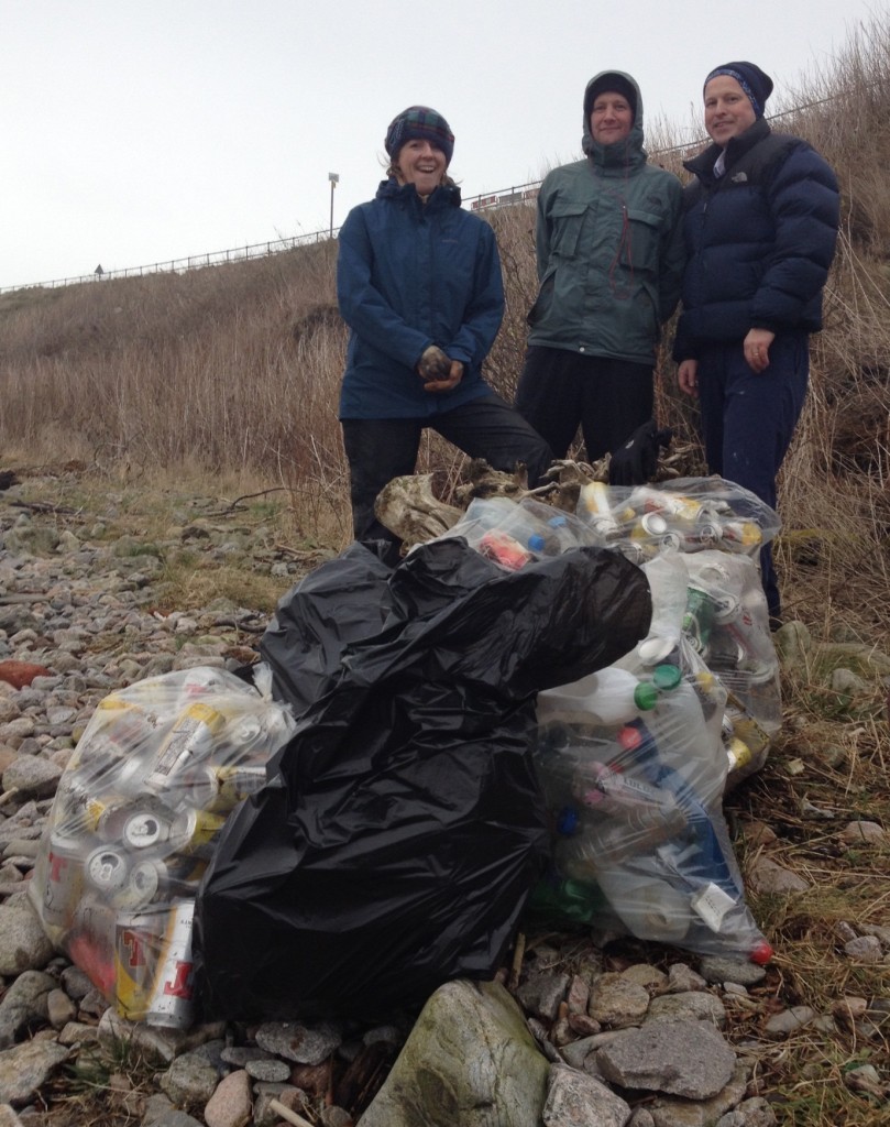 Marine Scotland litter clean-up