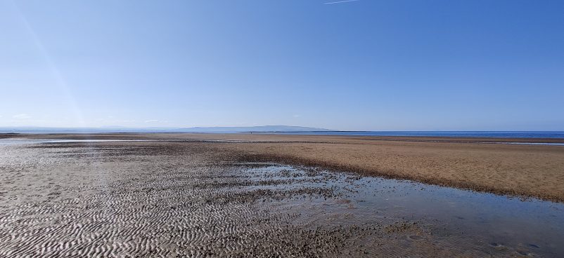 Photo of Troon beach on a clear sunny day